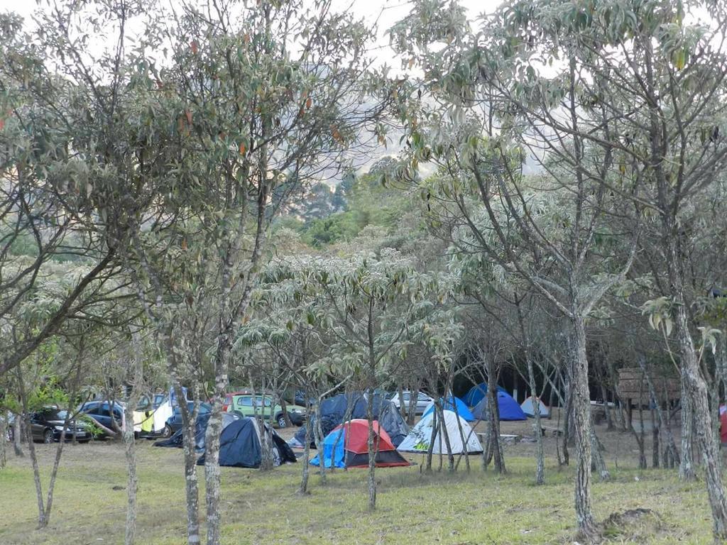 Отель Camping Do Noel - Chales Сан-Томе-дас-Летрас Экстерьер фото